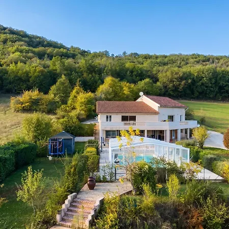 Maison Charmante A Saint-gery Avec Piscine Partagee بيت للعطل